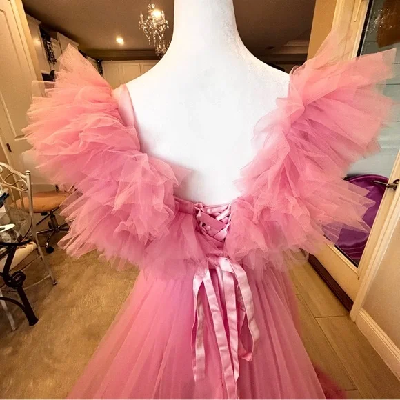 NEW Tulle Maternity Dress for Photoshoot Bridal Robe Light Pink NWOT Size L/XL - Picture 5 of 9